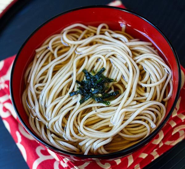 Toshikoshi-soba-Year-Bridging-soba